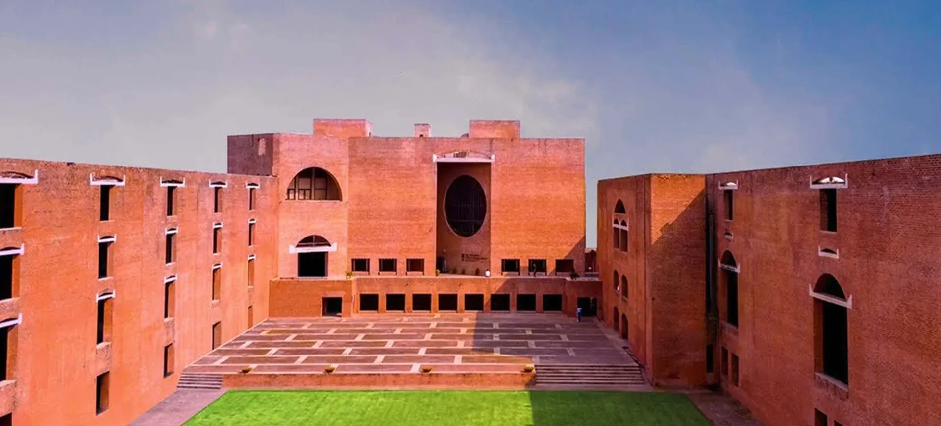 Indian Institute of Management Ahmedabad Young Entrepreneurs Programme 2026 | Executive Education Programme
